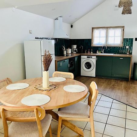 Charmant Chalet En Bord De Seine Saint-Pierre-du-Vauvray Zewnętrze zdjęcie