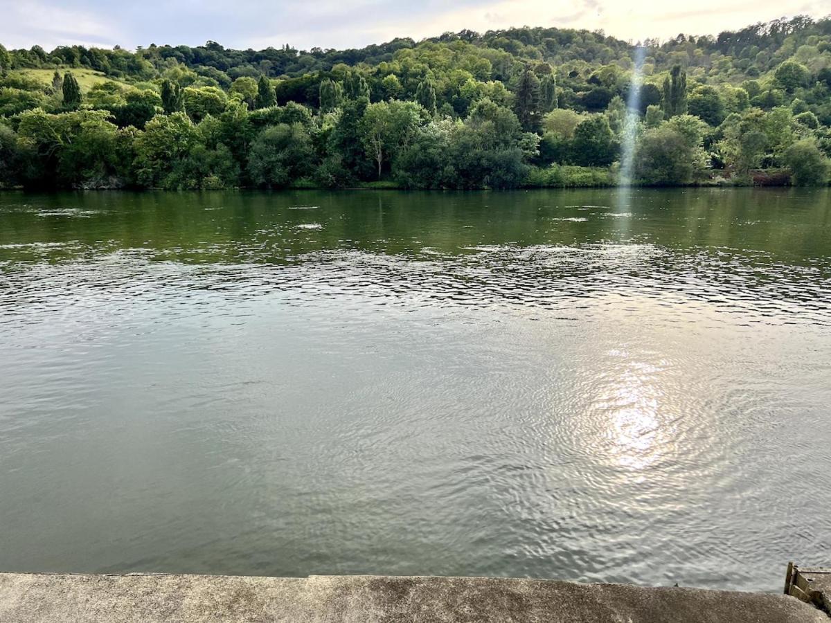 Charmant Chalet En Bord De Seine Saint-Pierre-du-Vauvray Zewnętrze zdjęcie