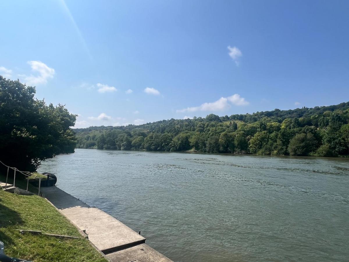 Charmant Chalet En Bord De Seine Saint-Pierre-du-Vauvray Zewnętrze zdjęcie